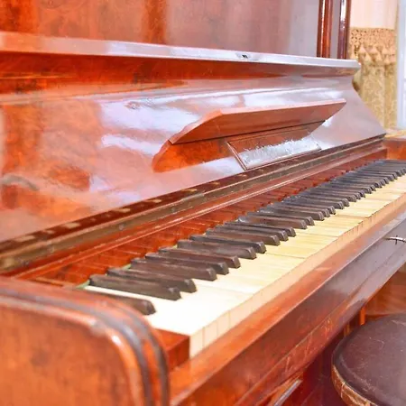 The Piano House Corfu * Corfu (city)